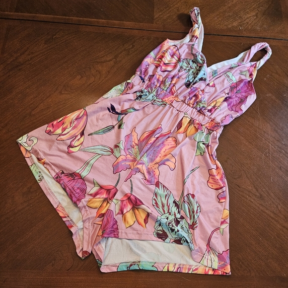 LOVEUDEAR and Milk & Honey rompers bundle - Picture 2 of 10